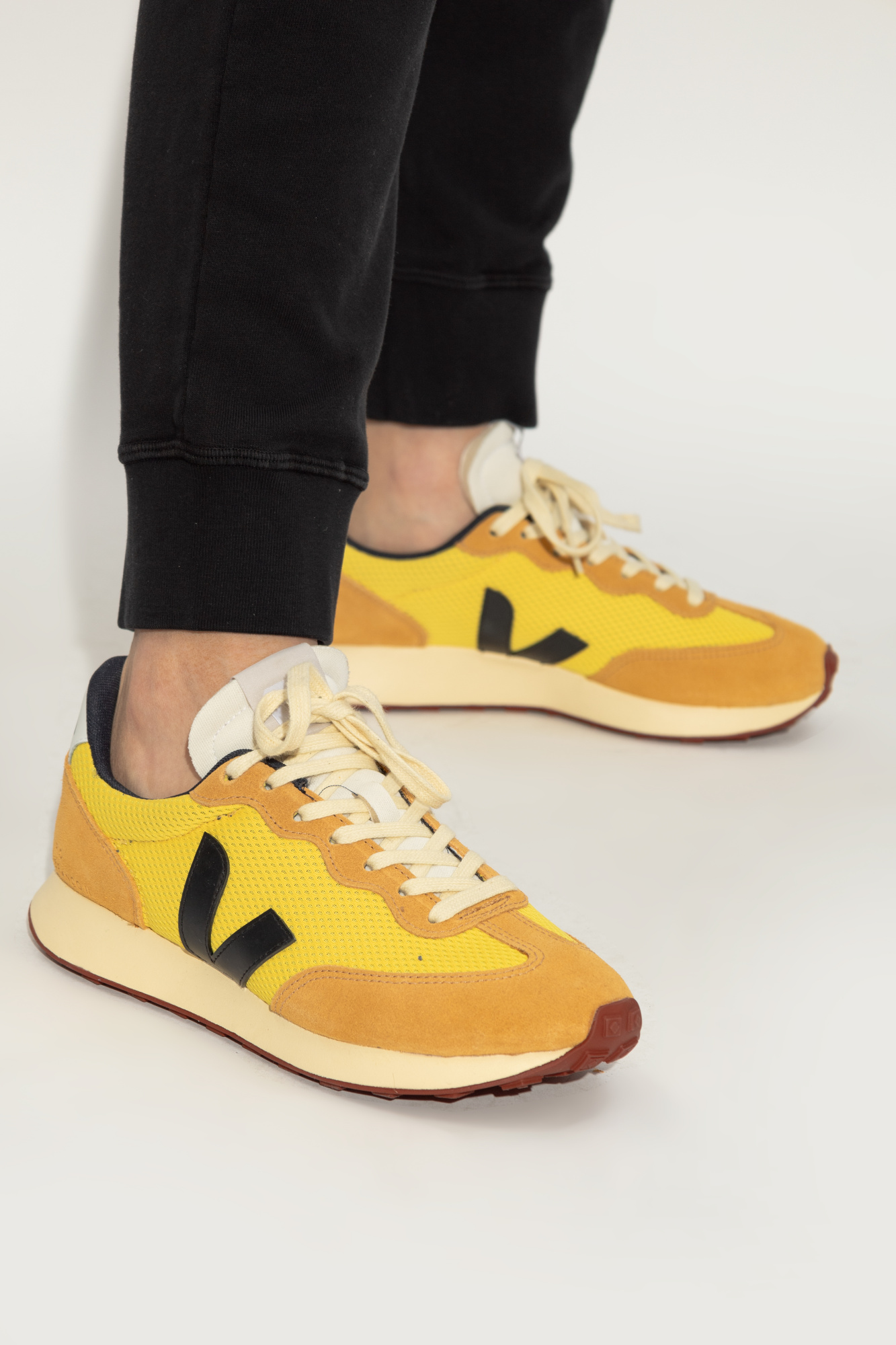 Veja Sneakers RIO BRANCO II ALVEOMESH | Women's Shoes | Vitkac